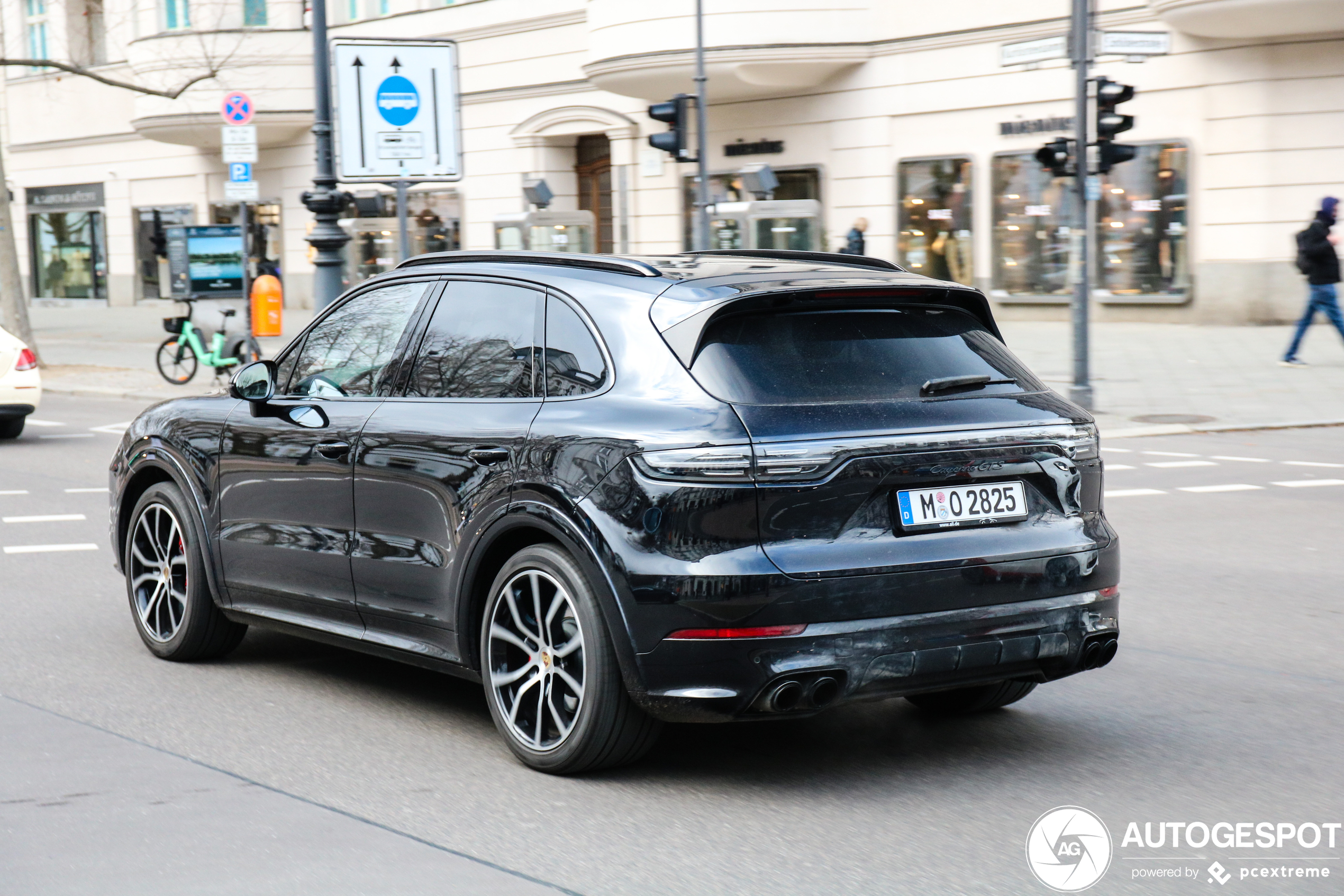 Porsche 9YA Cayenne GTS