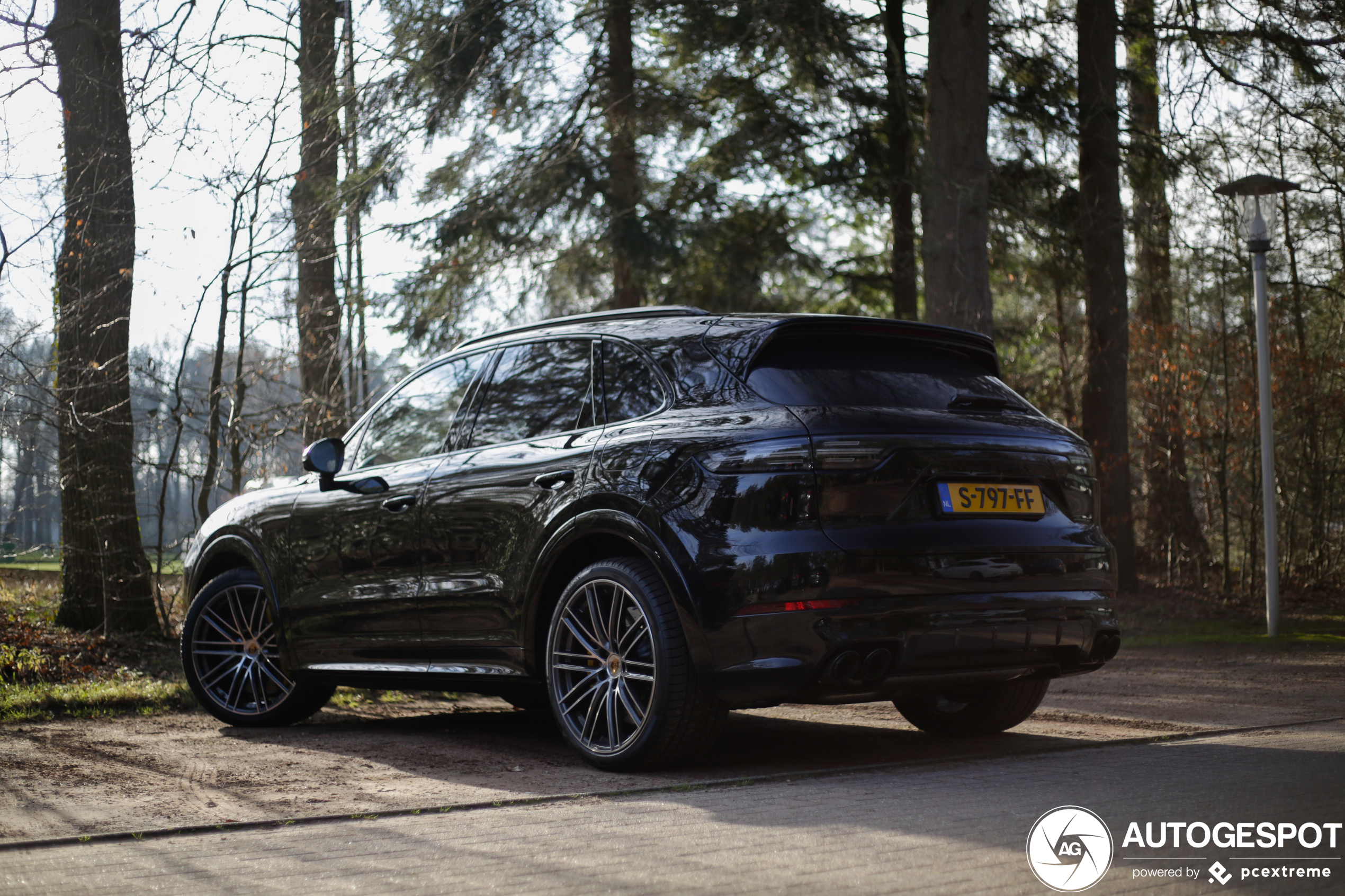 Porsche Cayenne Turbo S E-Hybrid