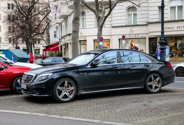 Mercedes-Benz S 63 AMG V222