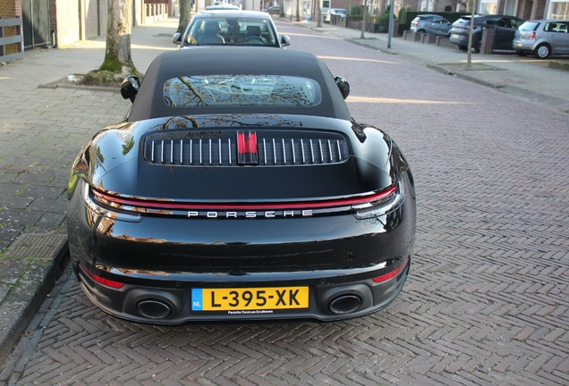 Porsche 992 Carrera 4S Cabriolet