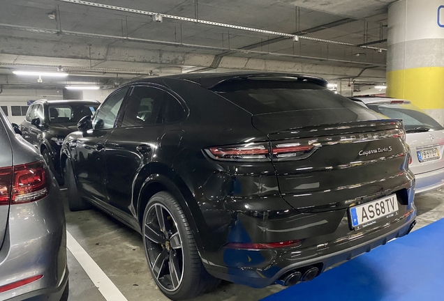 Porsche Cayenne Coupé Turbo S E-Hybrid