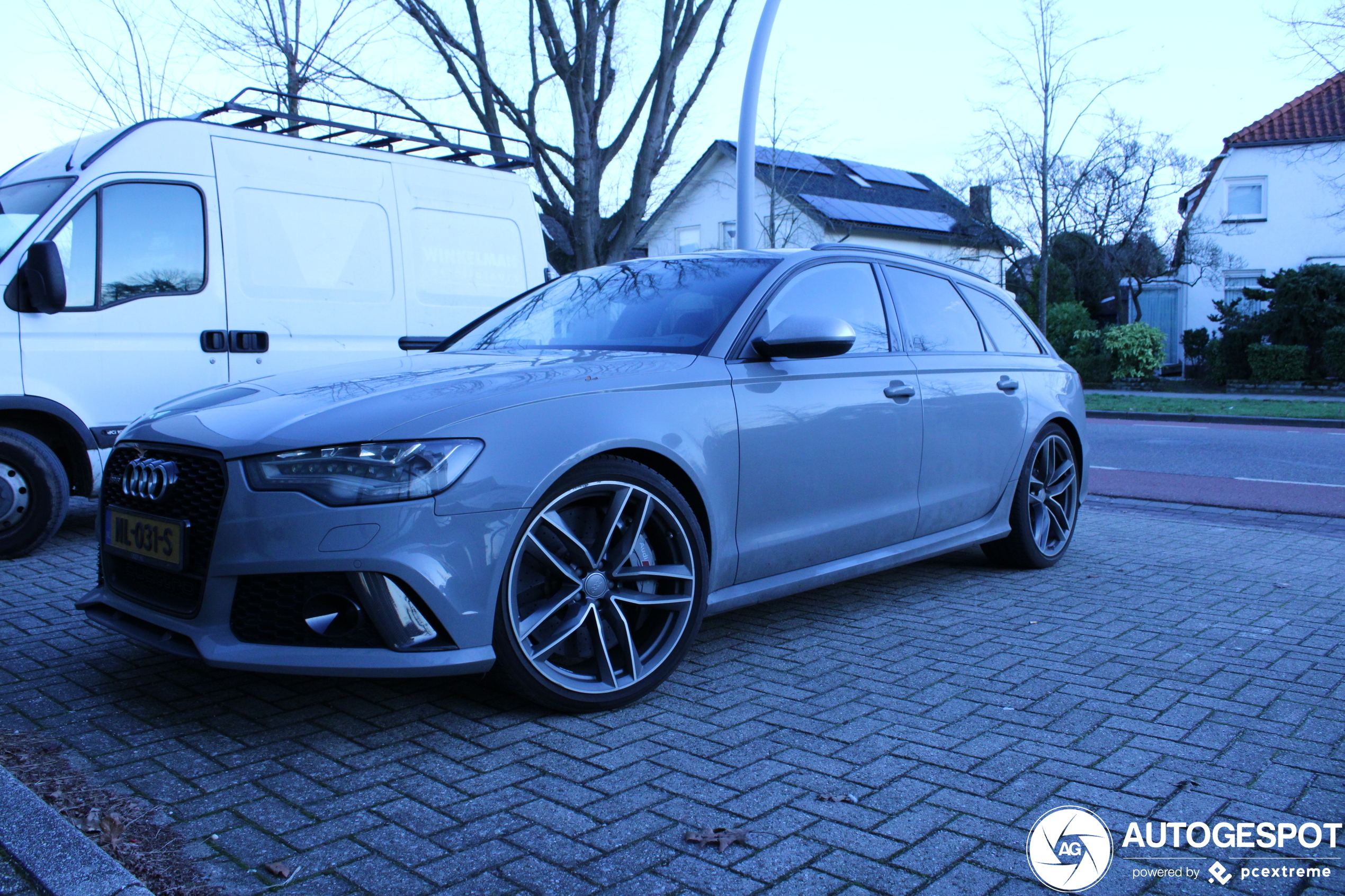 Audi RS6 Avant C7