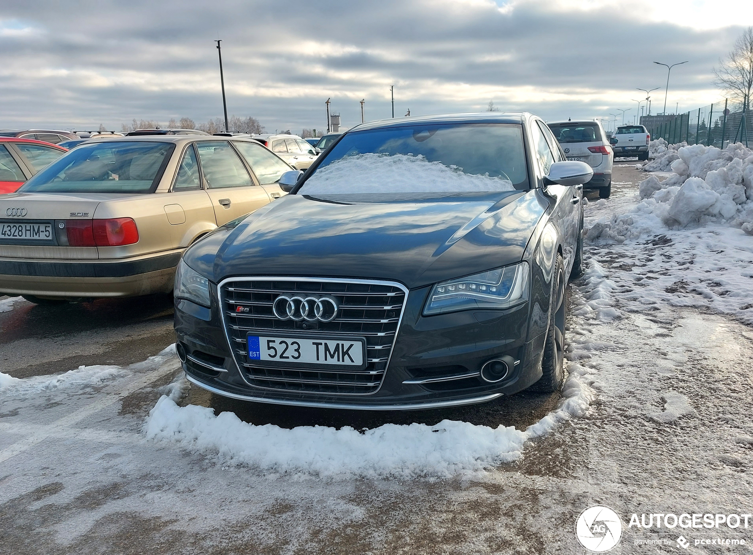 Audi S8 D4