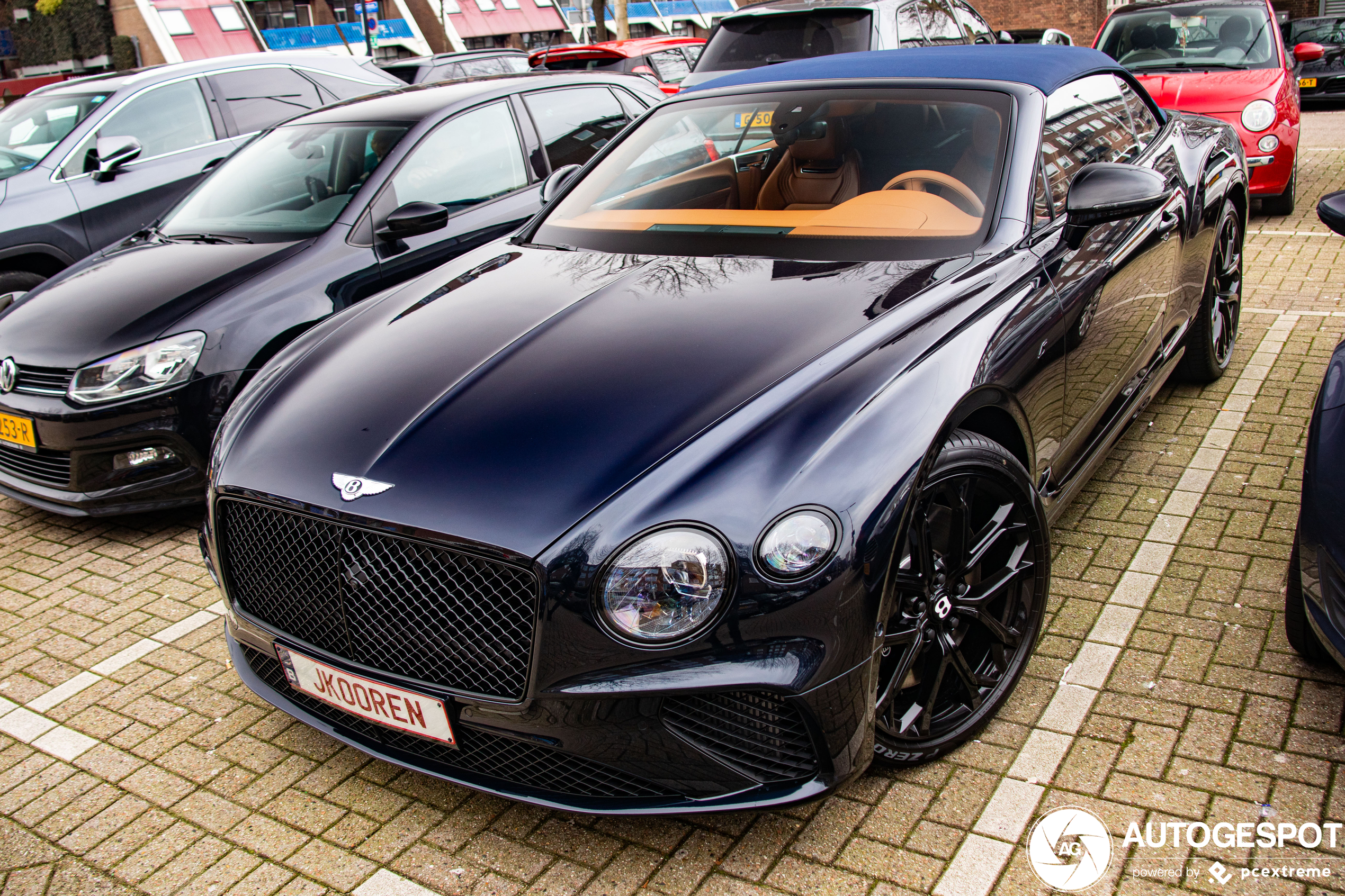 Bentley Continental GTC V8 S 2023