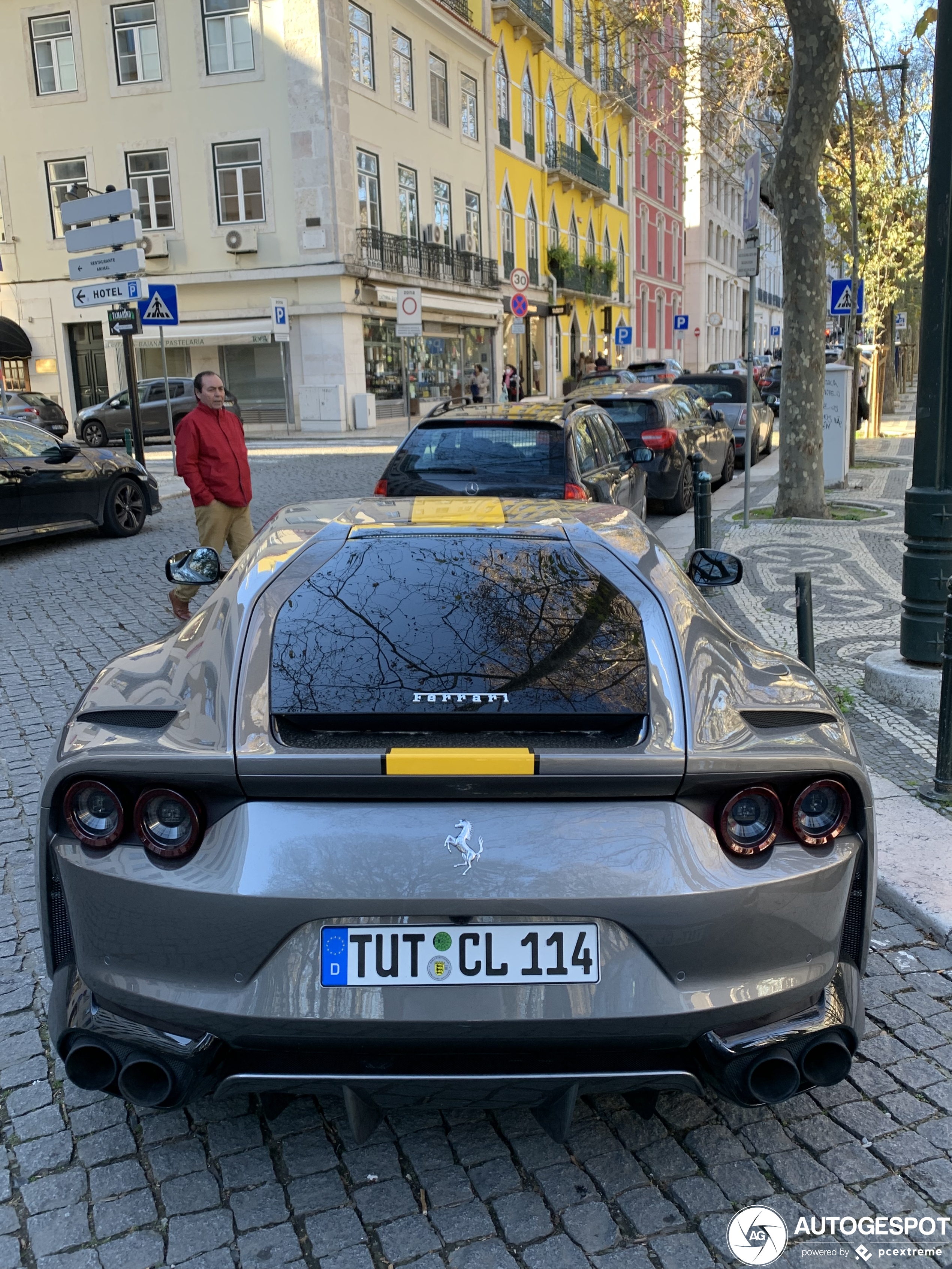 Ferrari 812 Superfast