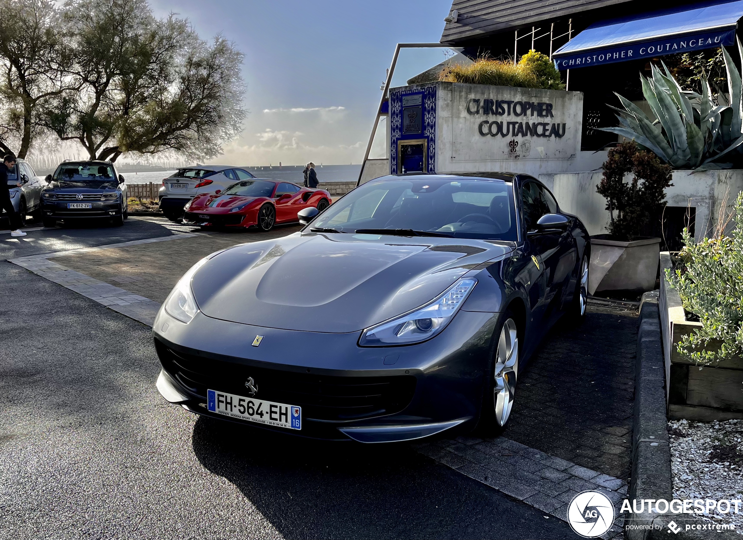 Ferrari GTC4Lusso T