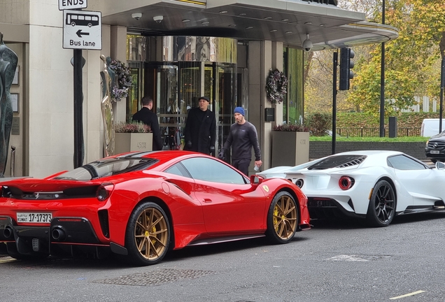 Ferrari 488 Pista