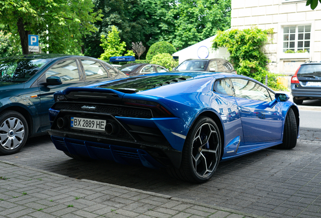 Lamborghini Huracán LP640-4 EVO