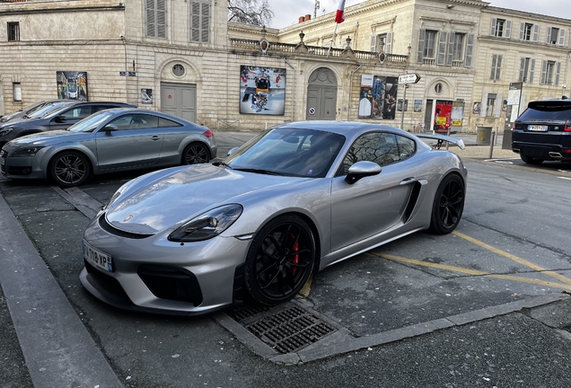 Porsche 718 Cayman GT4