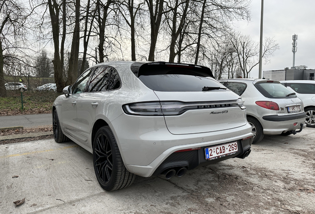 Porsche 95B Macan GTS MkIII