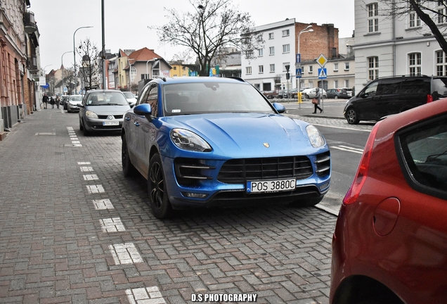 Porsche 95B Macan Turbo