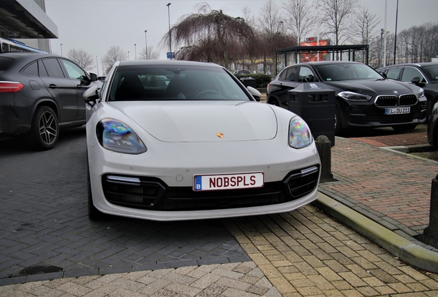 Porsche 971 Panamera Turbo S E-Hybrid