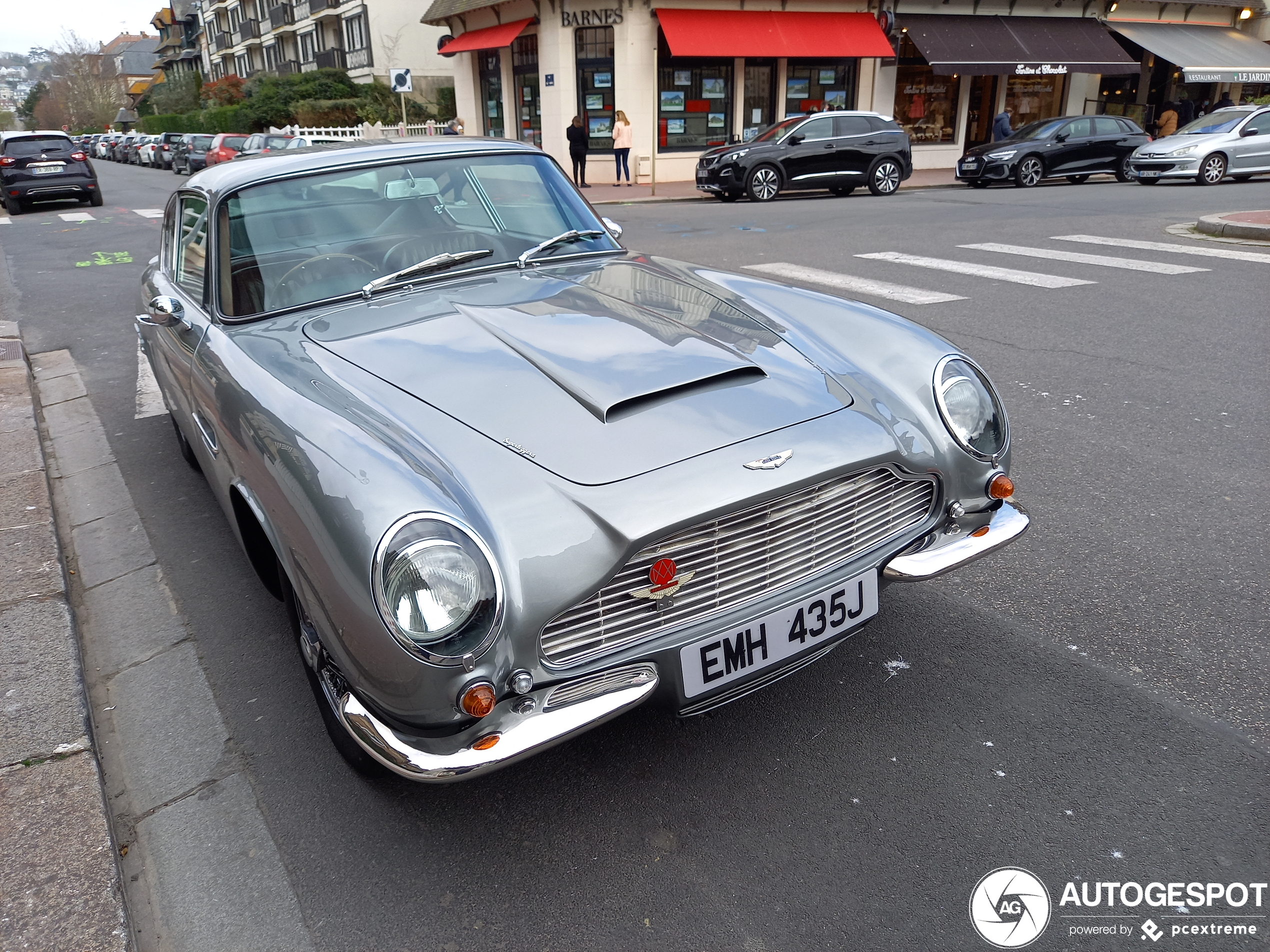 Aston Martin DB6 MKII