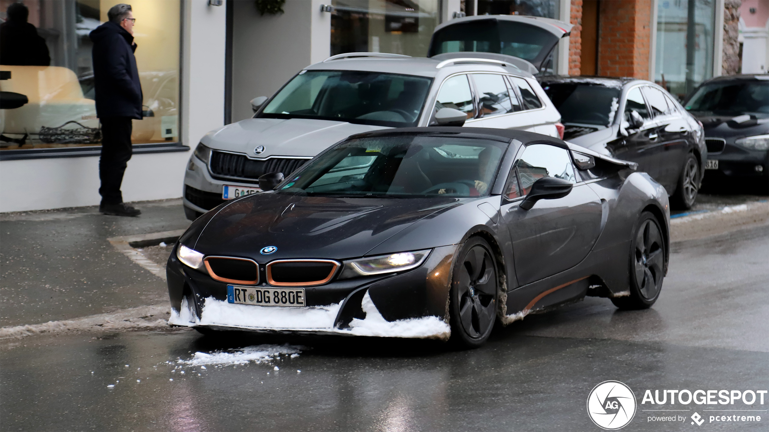 BMW i8 Roadster Ultimate Sophisto Edition