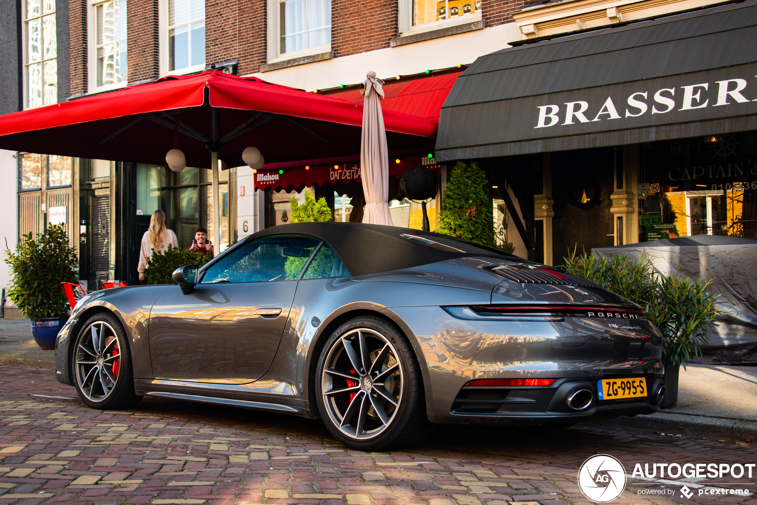 Porsche 992 Carrera 4S Cabriolet