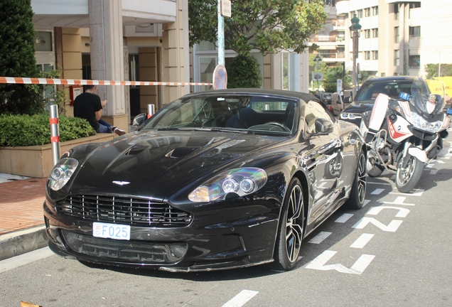 Aston Martin DBS Volante Carbon Black Edition