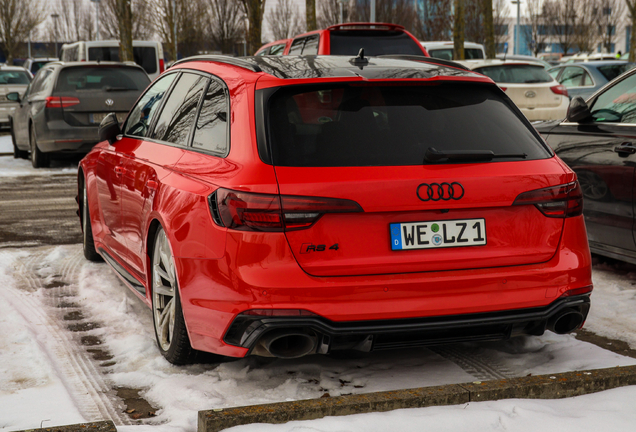 Audi RS4 Avant B9