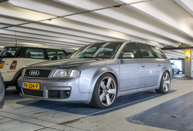 Audi RS6 Avant C5