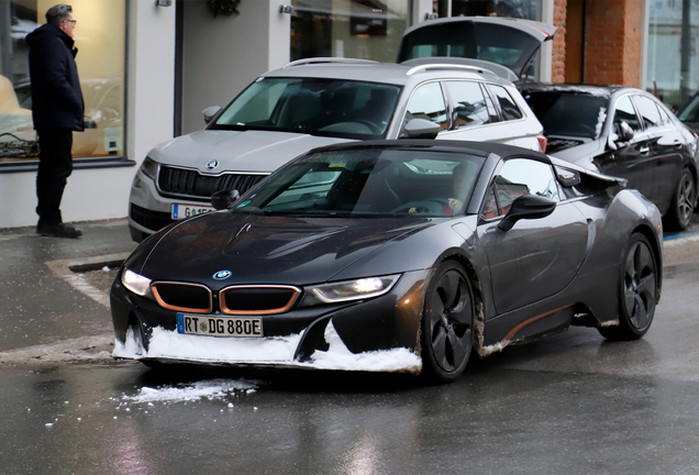 BMW i8 Roadster Ultimate Sophisto Edition