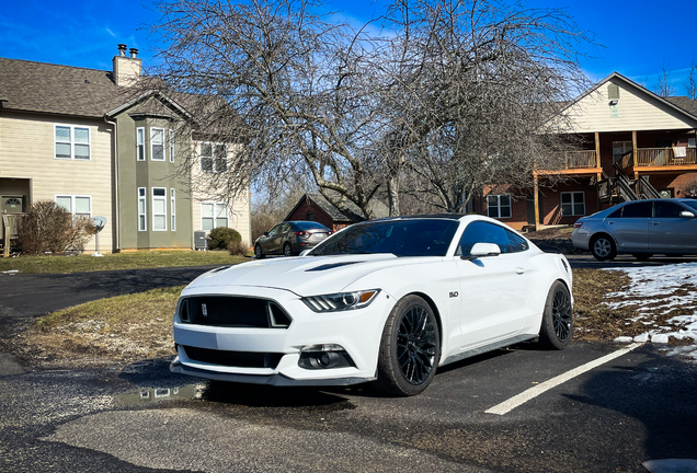 Ford Mustang GT 2015