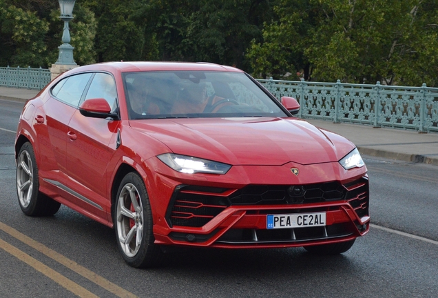 Lamborghini Urus