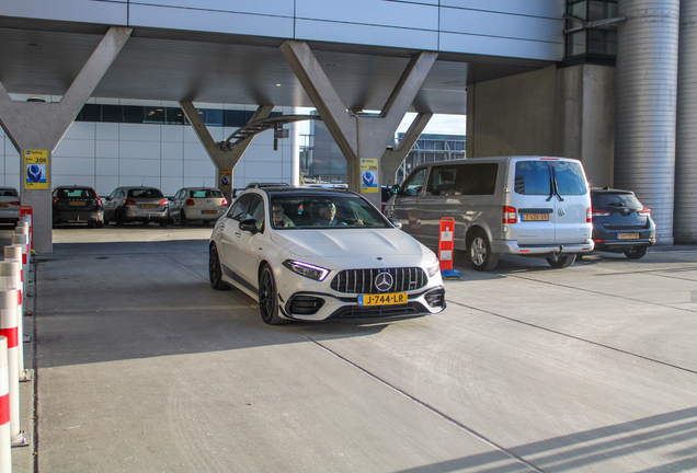 Mercedes-AMG A 45 S W177