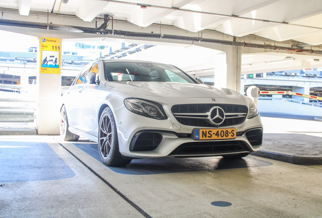 Mercedes-AMG E 63 S W213