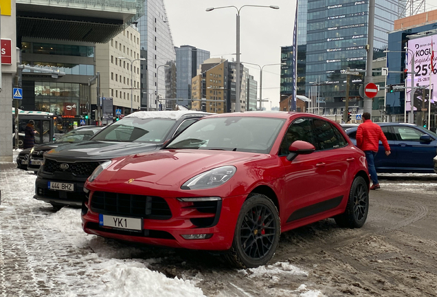 Porsche 95B Macan GTS