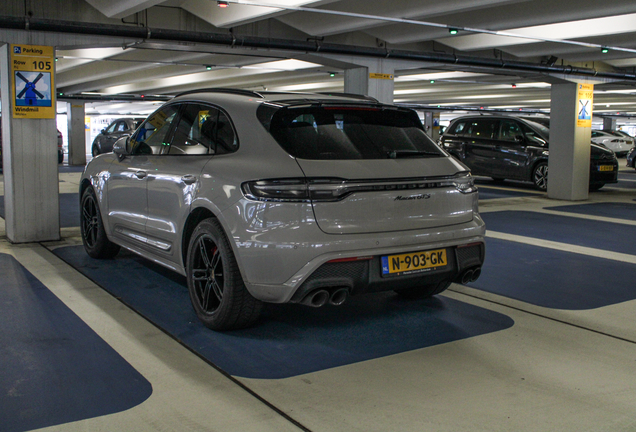 Porsche 95B Macan GTS MkIII