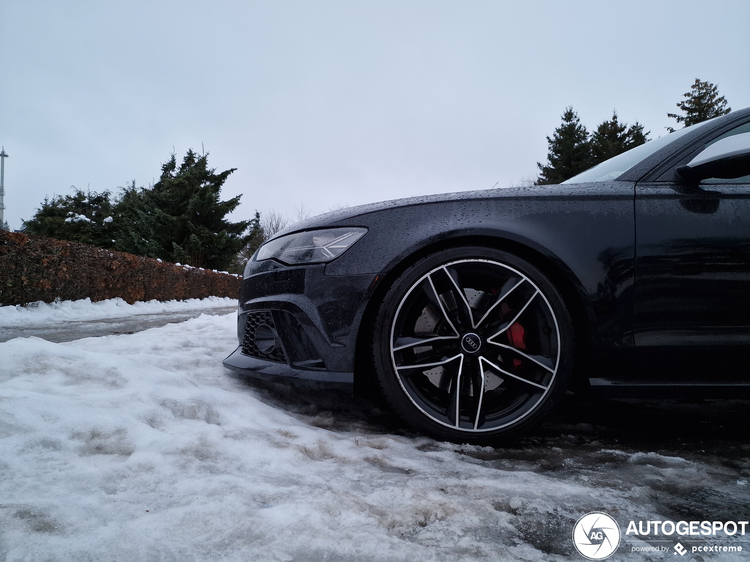 Audi RS6 Avant C7 2015