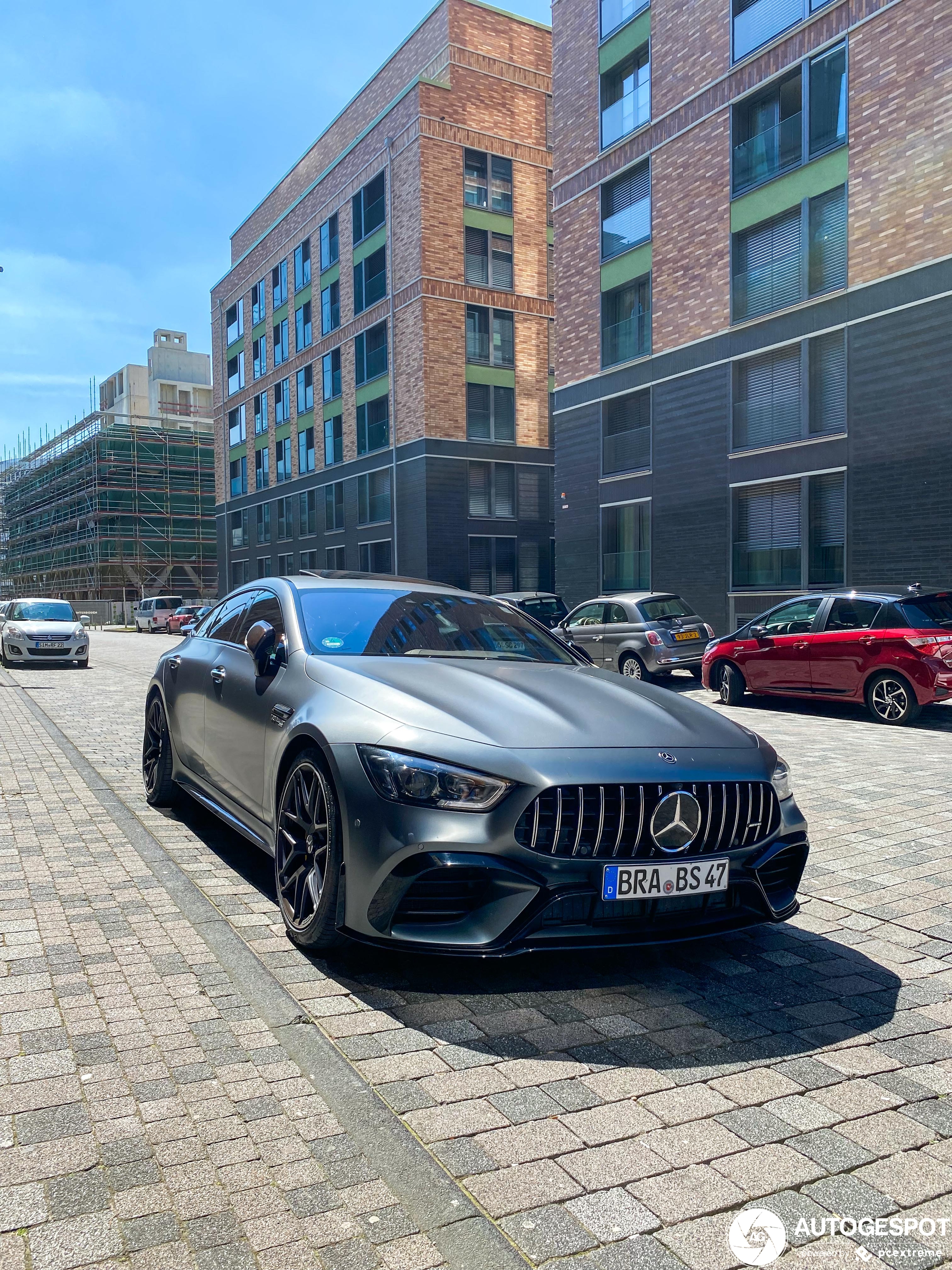 Mercedes-AMG GT 63 S X290