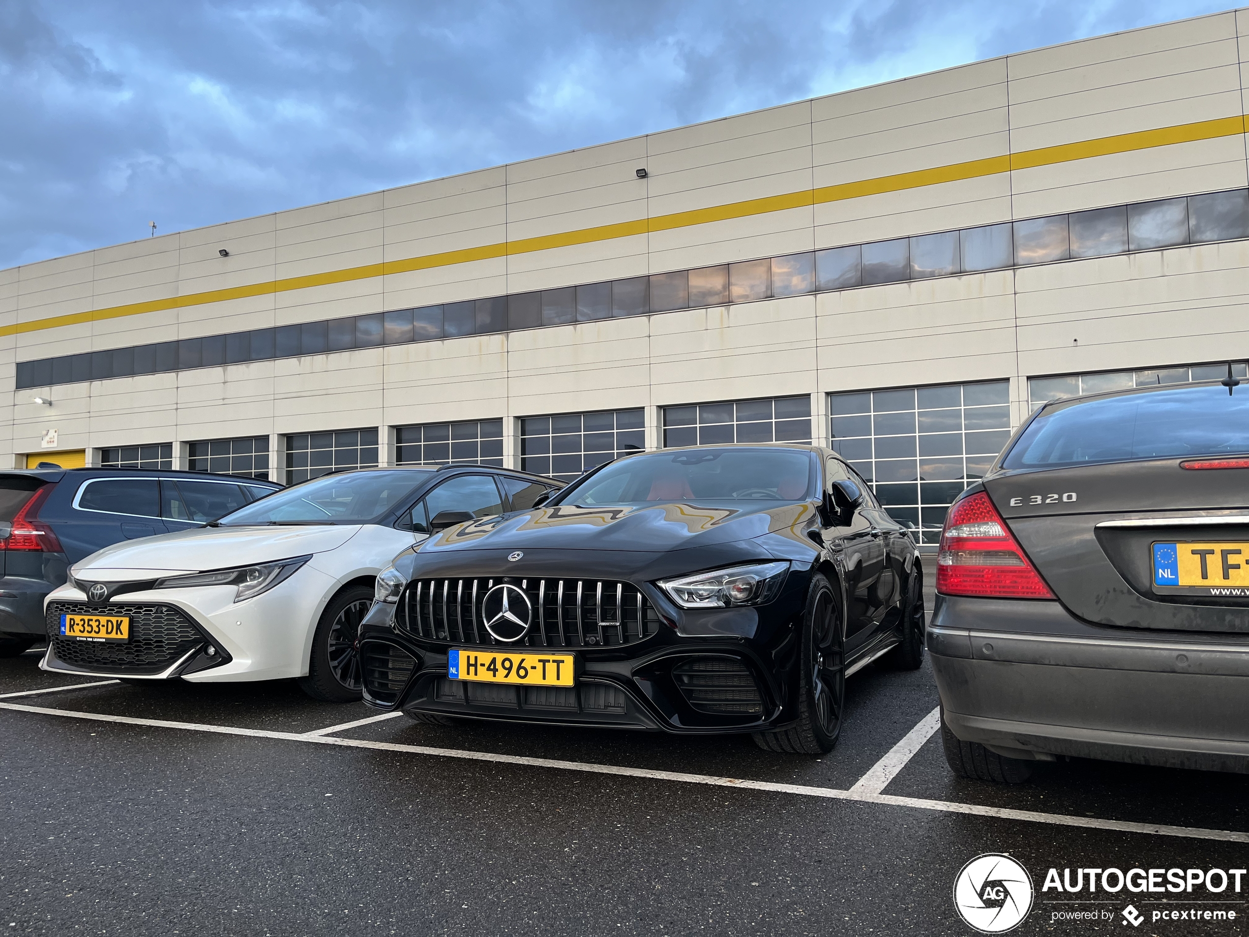 Mercedes-AMG GT 63 X290