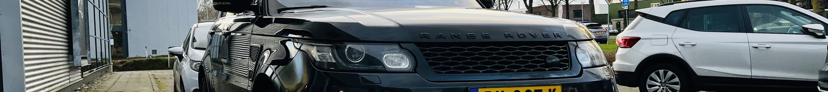 Land Rover Range Rover Sport SVR