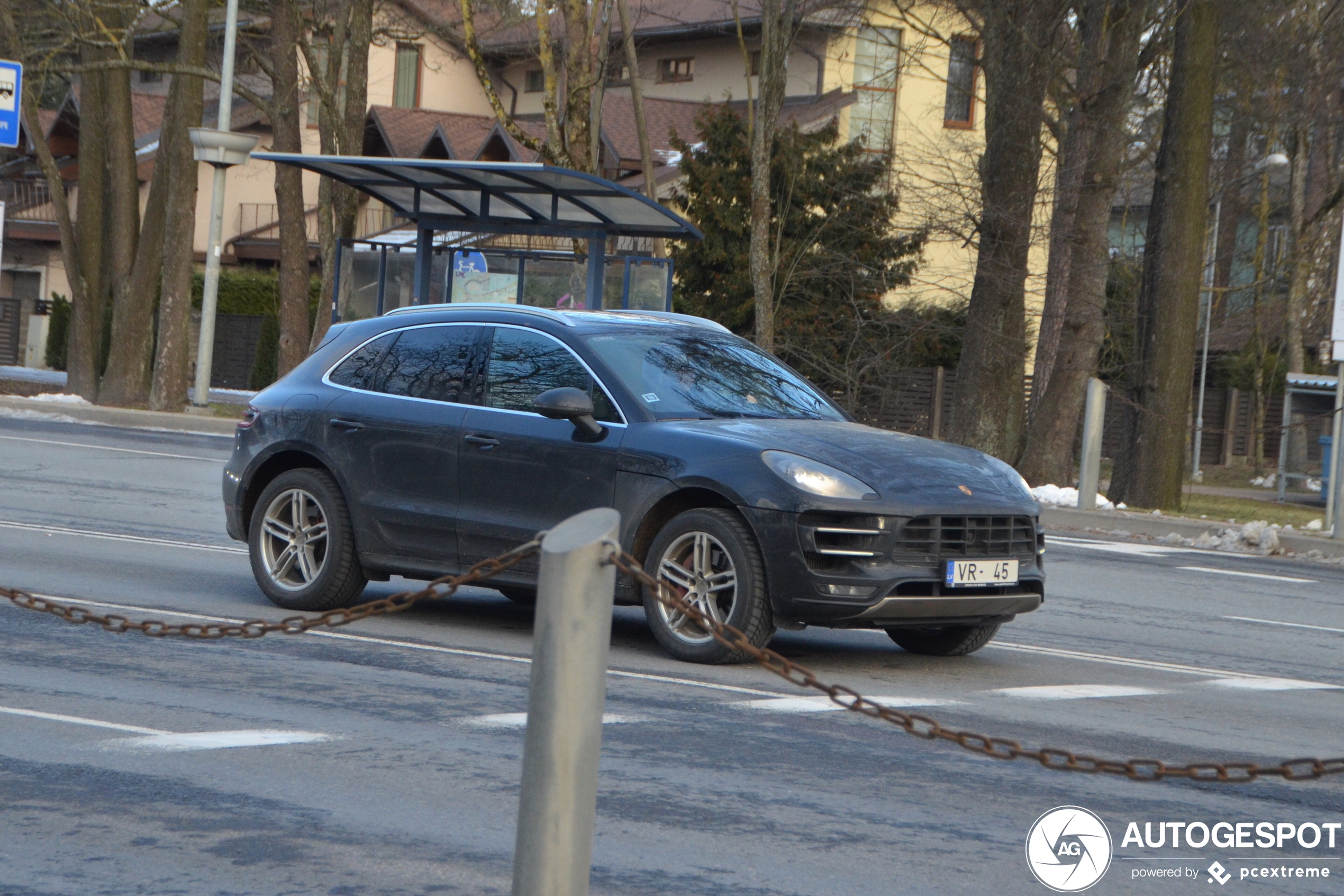 Porsche 95B Macan Turbo