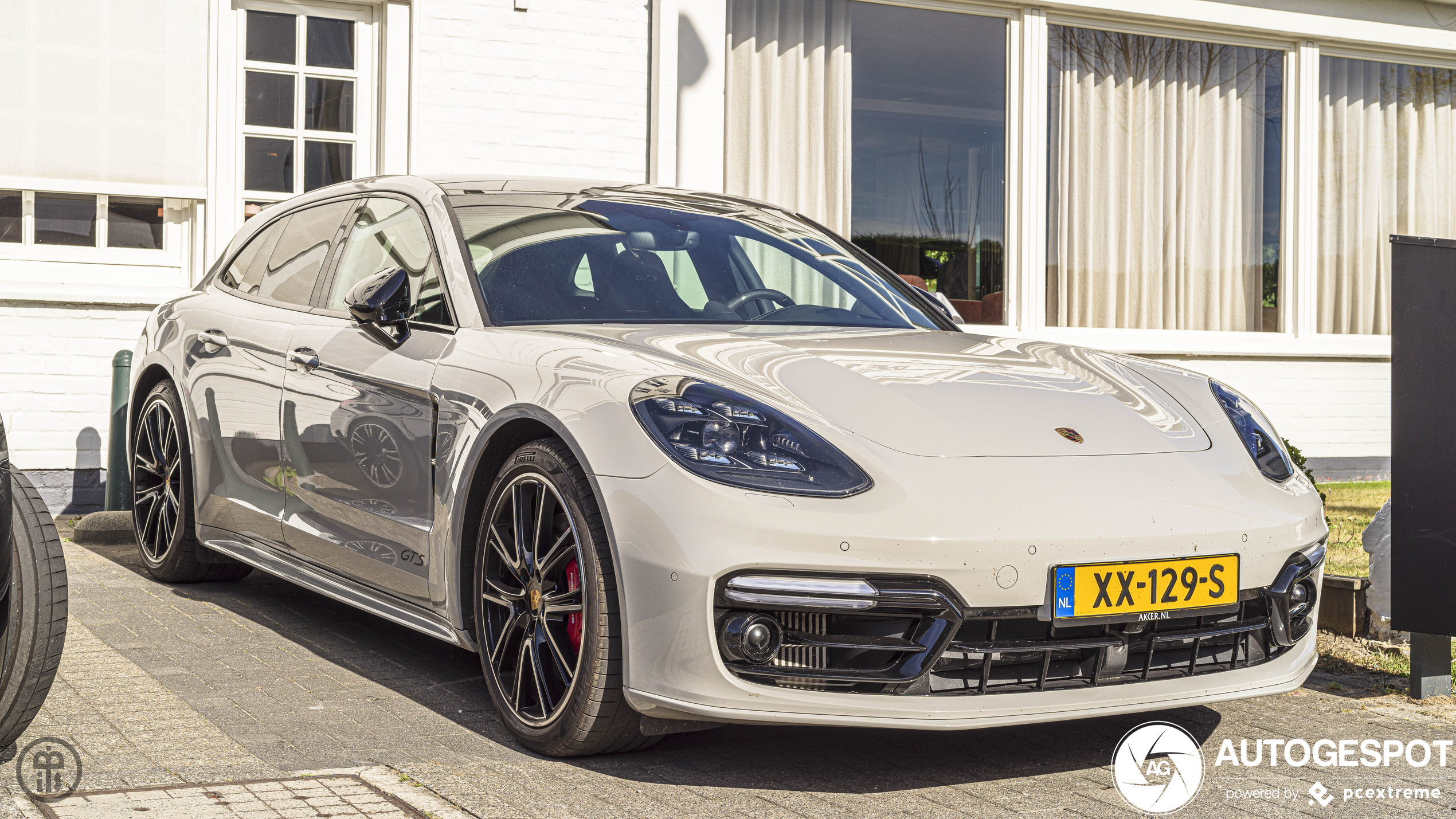 Porsche 971 Panamera GTS Sport Turismo