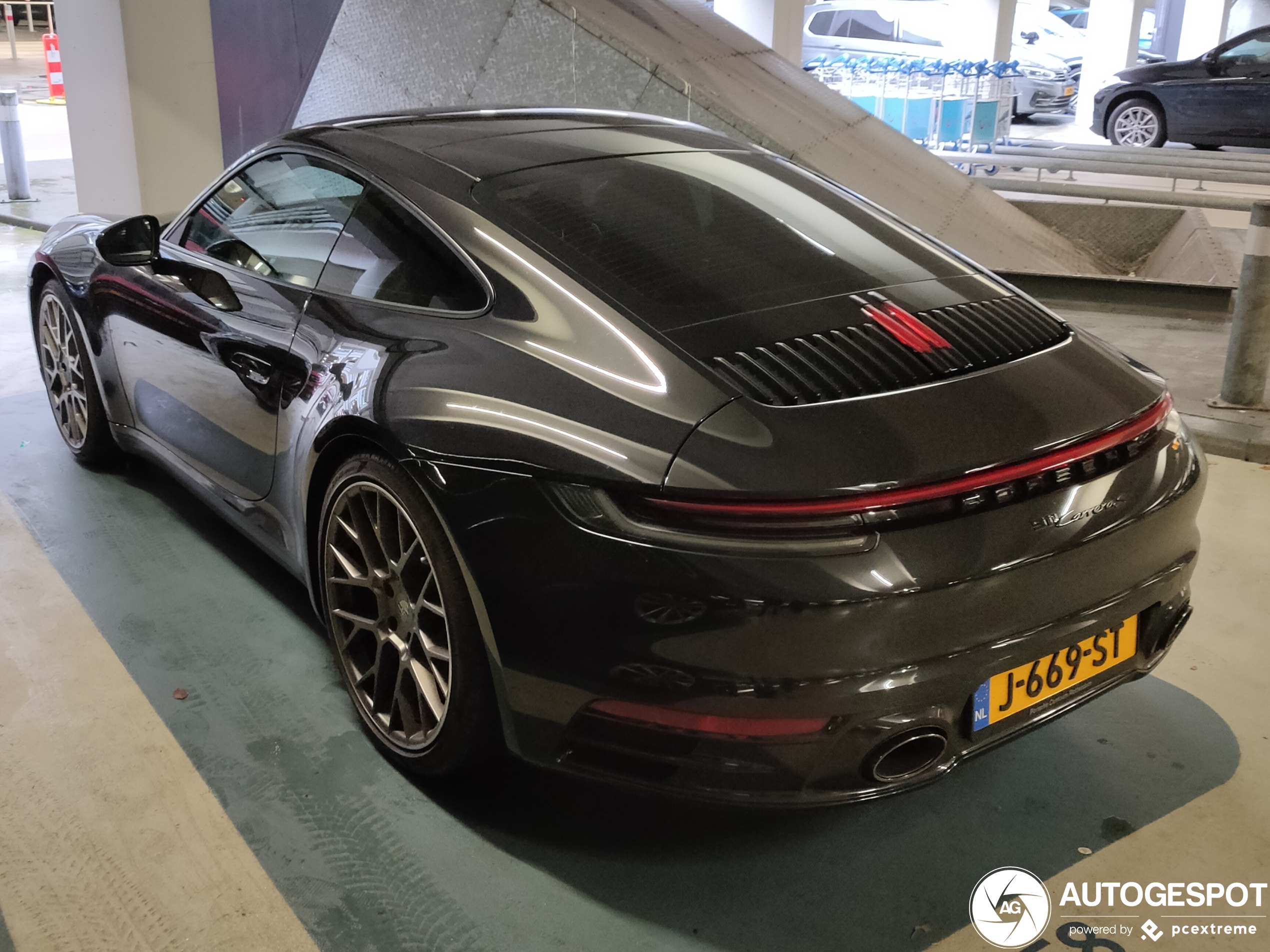 Porsche 992 Carrera S