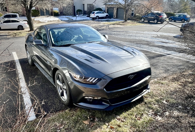 Ford Mustang GT 2015