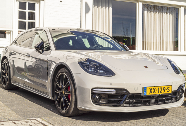 Porsche 971 Panamera GTS Sport Turismo