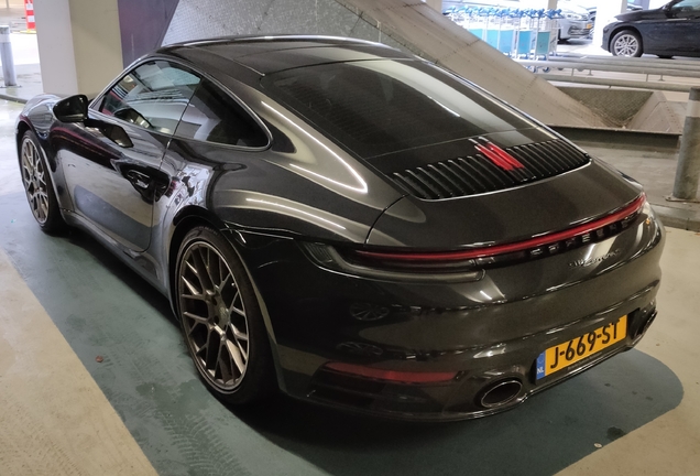 Porsche 992 Carrera S