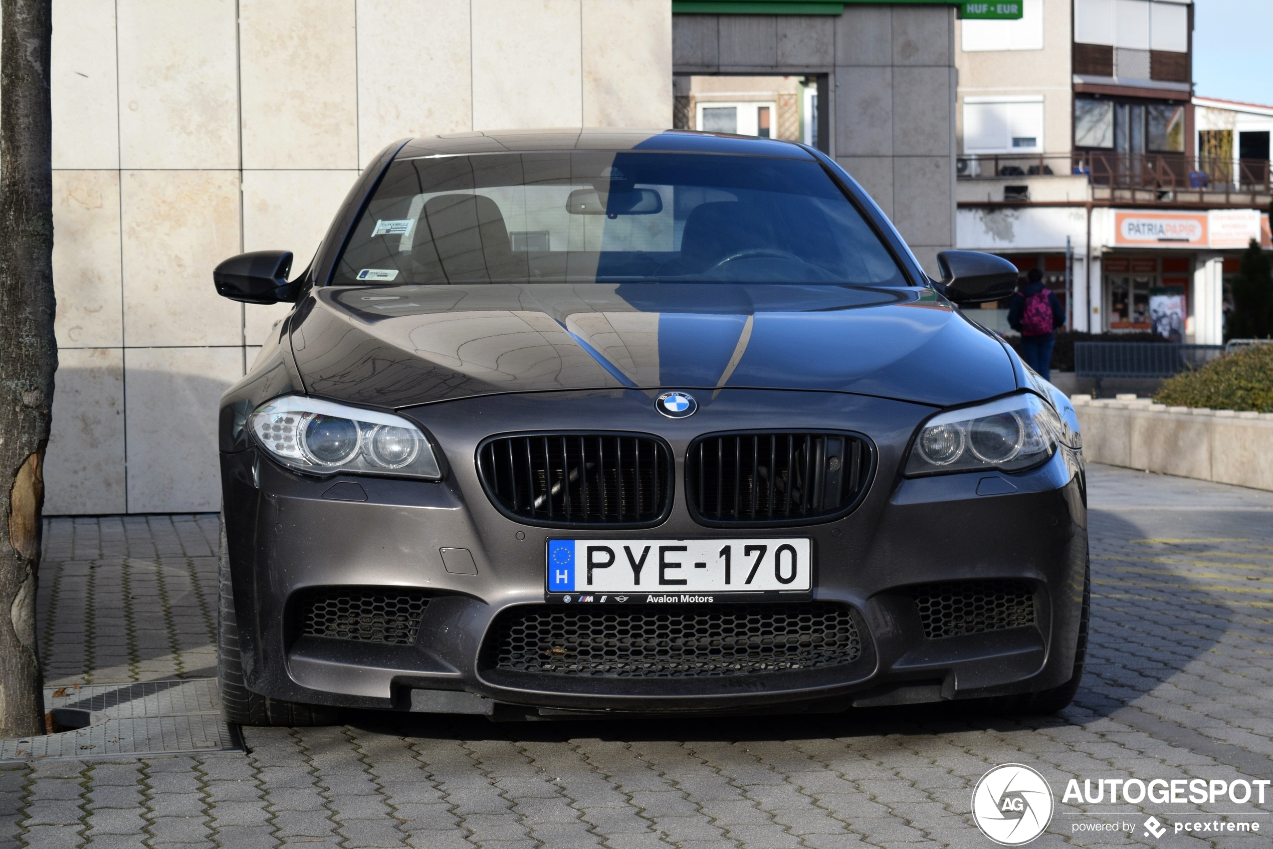 BMW M5 F10 2011