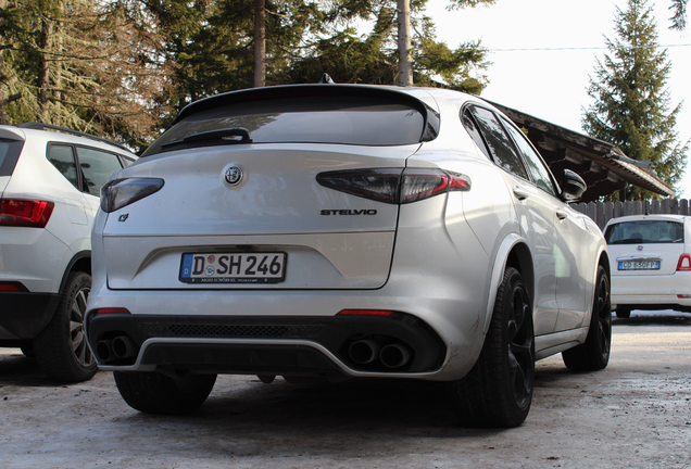 Alfa Romeo Stelvio Quadrifoglio 2020