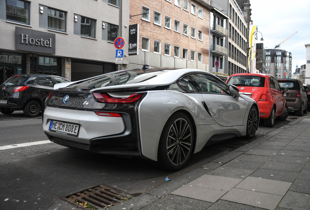 BMW i8 2018