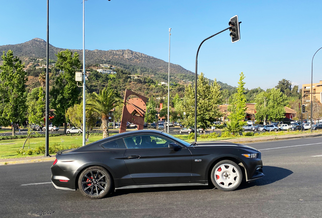 Ford Mustang GT 2015