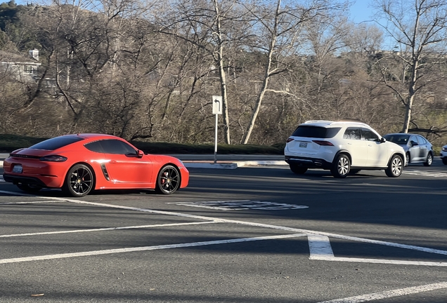 Porsche 718 Cayman S