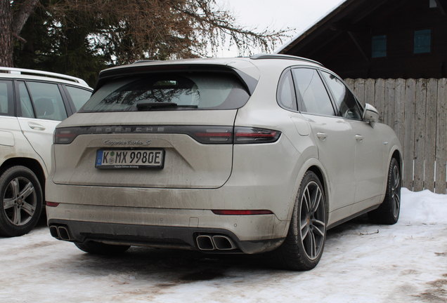 Porsche Cayenne Turbo S E-Hybrid