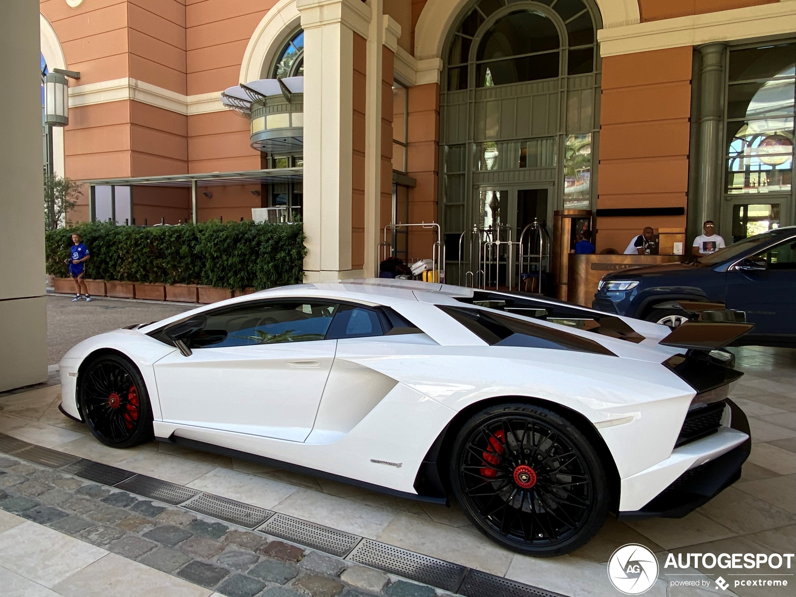 Lamborghini Aventador S LP740-4