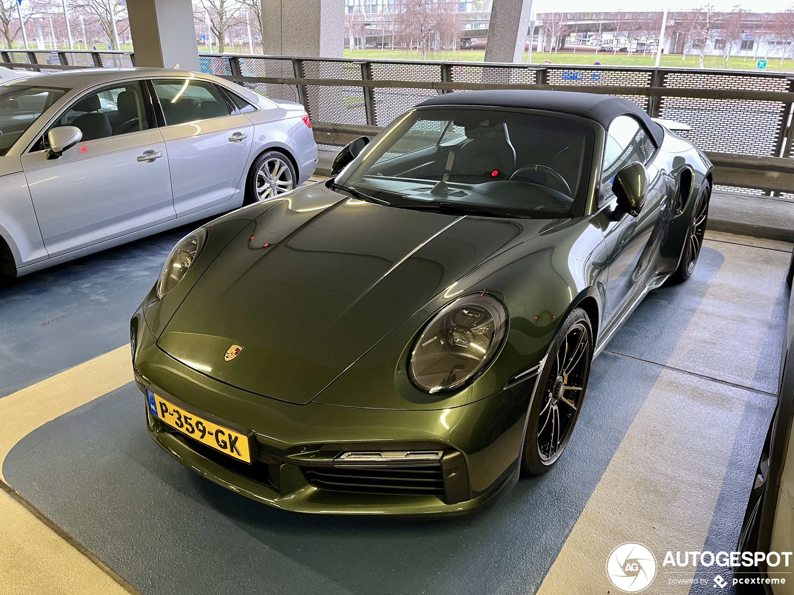 Porsche 992 Turbo S Cabriolet