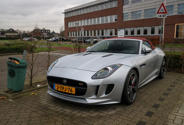 Jaguar F-TYPE S Convertible