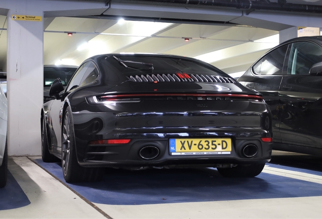 Porsche 992 Carrera 4S