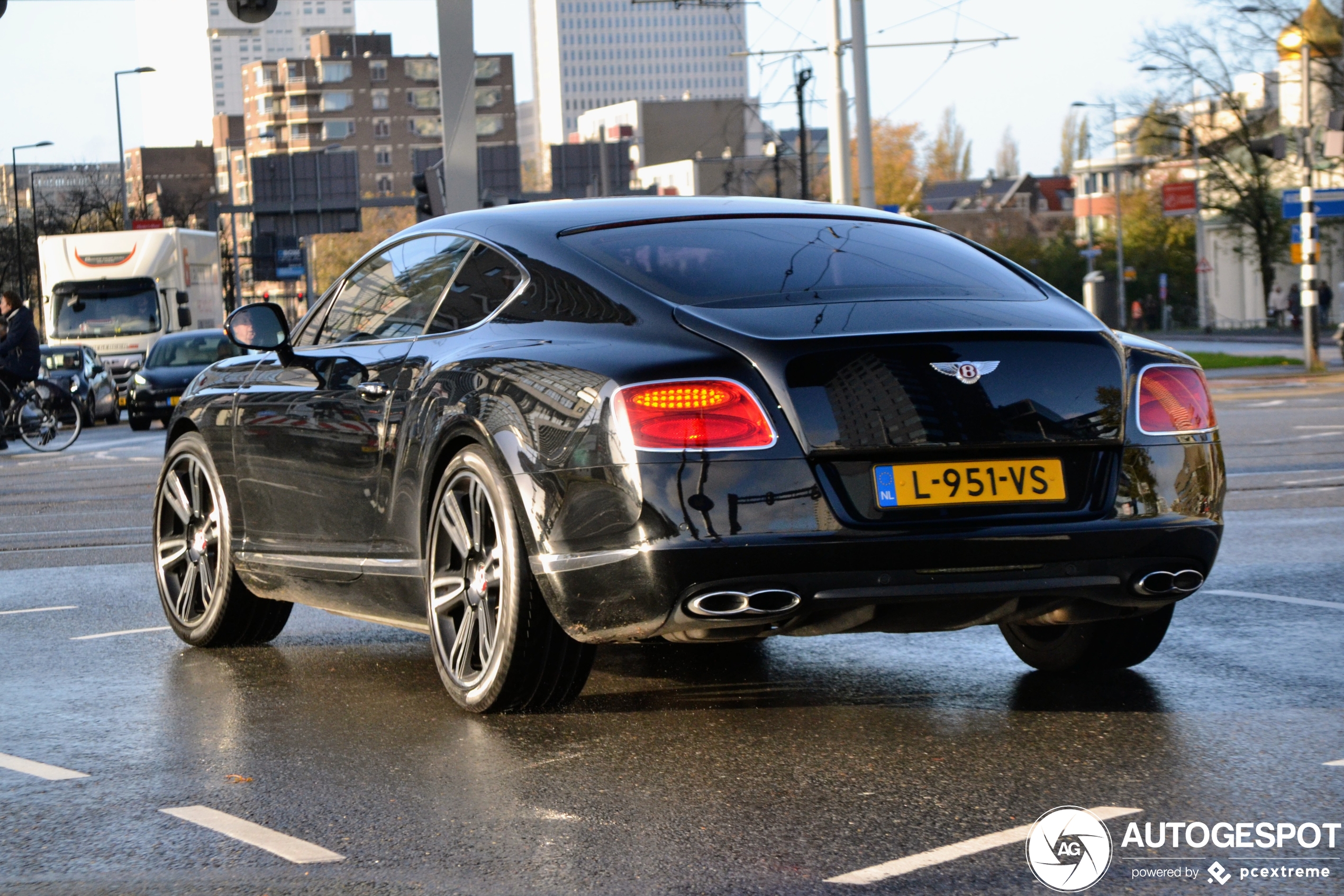 Bentley Continental GT V8